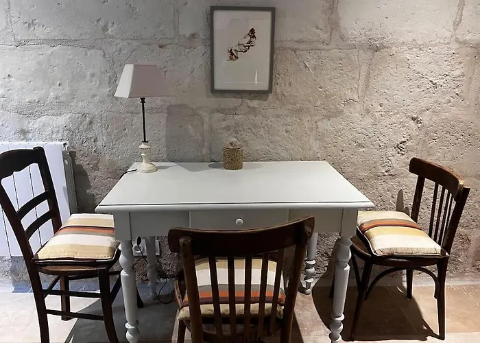 Le Relais De L\'Artiste